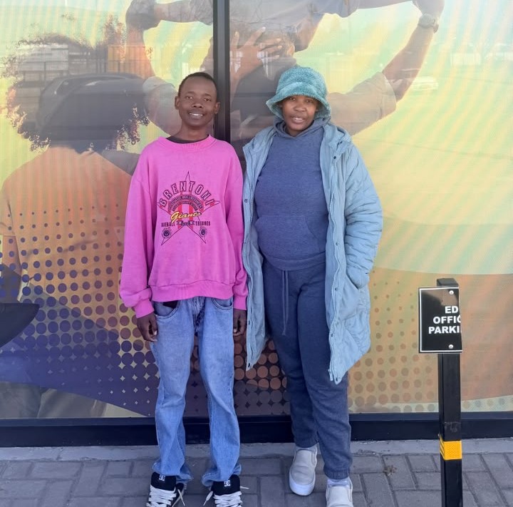 Boikanyo Pheto and Rebecca Mopedi, participants in the Damlaagte Solar learnership programme